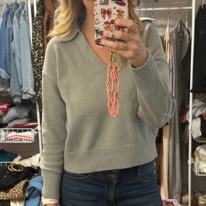 Worn once. Size M. Old Navy Sweater